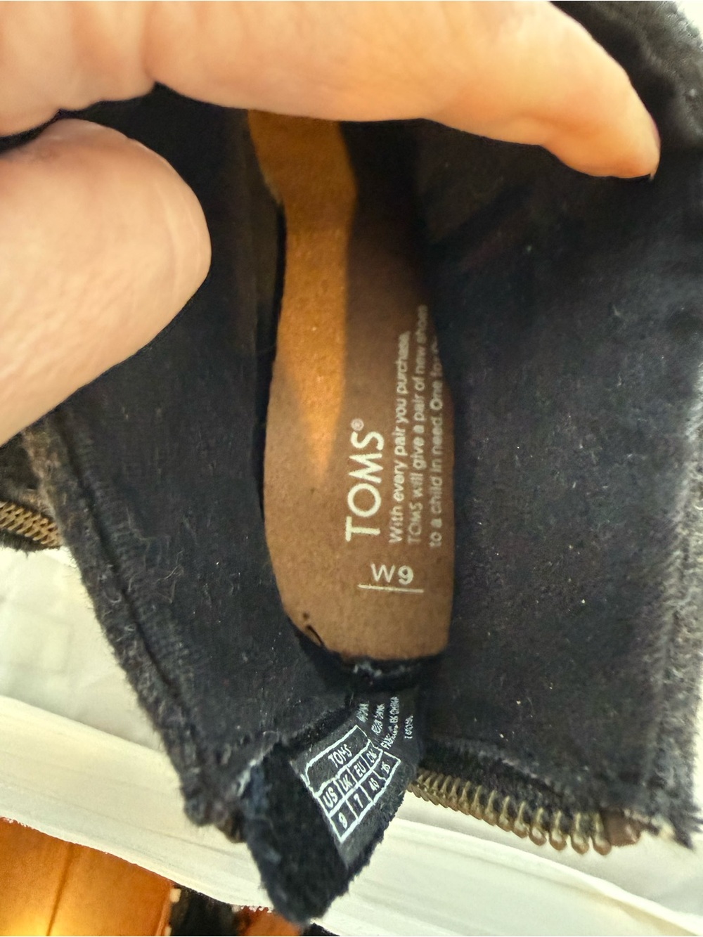 Toms Leila Ankle Booties Black Suede Size 9 - Picture 5 of 6